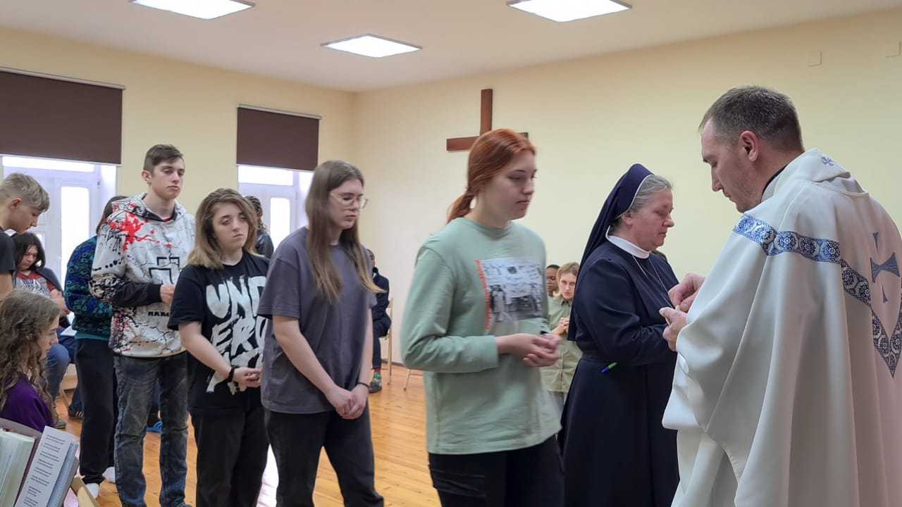 ВСТРЕЧА МОЛОДЁЖИ "СЛУШАЙ, ИЗРАИЛЬ..." ВСТРЕЧА МОЛОДЁЖИ "СЛУШАЙ, ИЗРАИЛЬ..."